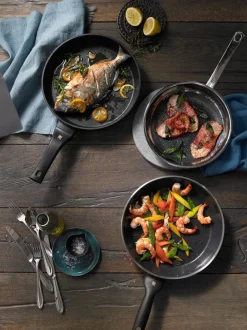 WMF Bratpfanne Permadur Premium 28 cm