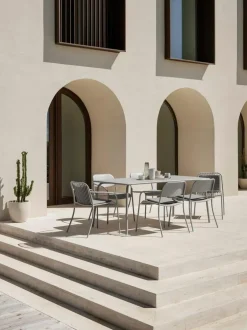 Outlet Gartentisch YUA 180 x 90 cm Gartentische