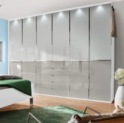 New Kranzleiste Shanghai 2 Kleiderschränke