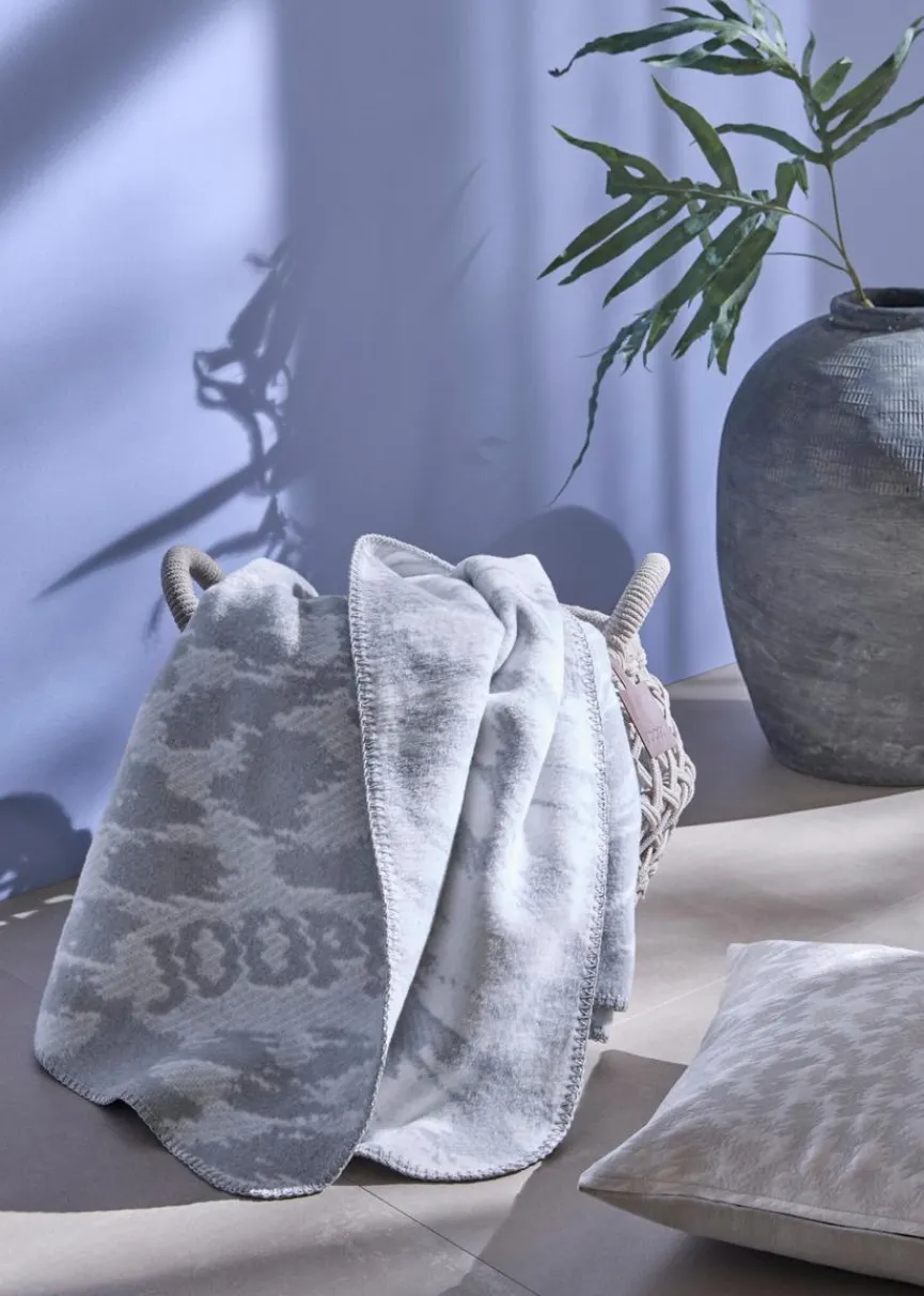 JOOP! Kuscheldecke Spirit 150 x 200 cm